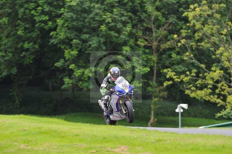 Motorcycle action photographs;Trackday digital images;cadwell;cadwell park photographs;event digital images;eventdigitalimages;motor racing louth lincolnshire;no limits trackdays;peter wileman photography;trackday;trackday photos