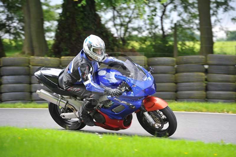 Motorcycle action photographs;Trackday digital images;cadwell;cadwell park photographs;event digital images;eventdigitalimages;motor racing louth lincolnshire;no limits trackdays;peter wileman photography;trackday;trackday photos