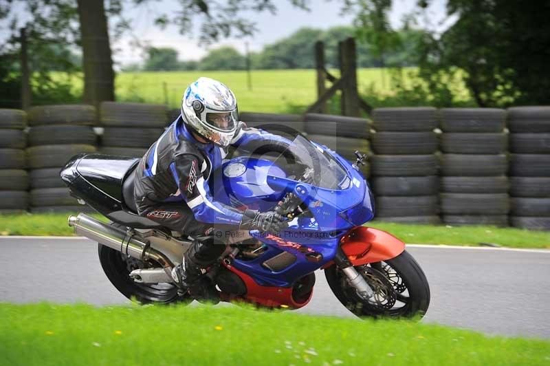 Motorcycle action photographs;Trackday digital images;cadwell;cadwell park photographs;event digital images;eventdigitalimages;motor racing louth lincolnshire;no limits trackdays;peter wileman photography;trackday;trackday photos