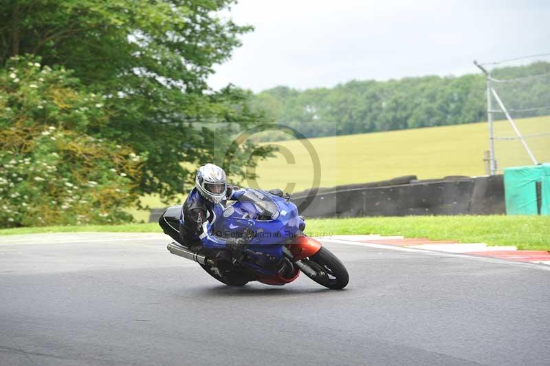 Motorcycle action photographs;Trackday digital images;cadwell;cadwell park photographs;event digital images;eventdigitalimages;motor racing louth lincolnshire;no limits trackdays;peter wileman photography;trackday;trackday photos