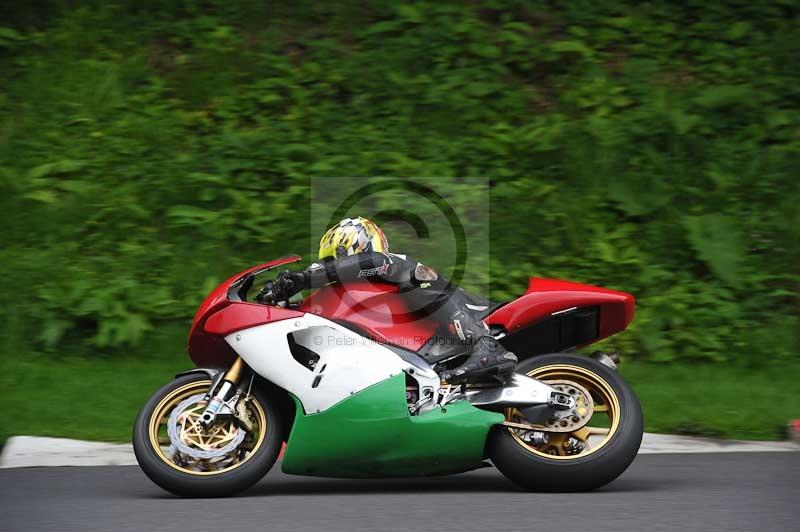 Motorcycle action photographs;Trackday digital images;cadwell;cadwell park photographs;event digital images;eventdigitalimages;motor racing louth lincolnshire;no limits trackdays;peter wileman photography;trackday;trackday photos