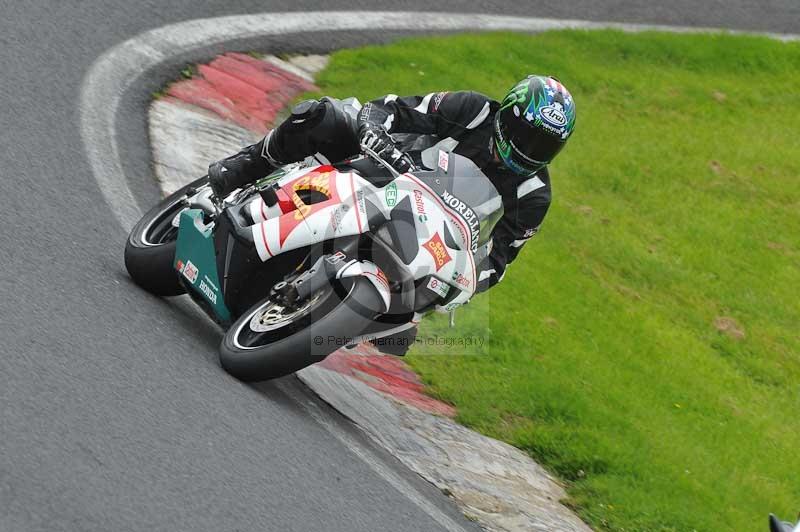 Motorcycle action photographs;Trackday digital images;cadwell;cadwell park photographs;event digital images;eventdigitalimages;motor racing louth lincolnshire;no limits trackdays;peter wileman photography;trackday;trackday photos