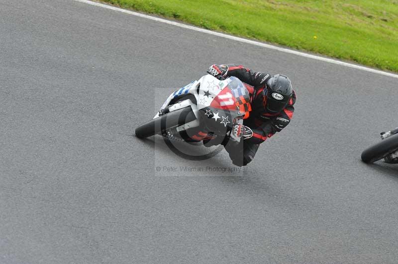 Motorcycle action photographs;Trackday digital images;cadwell;cadwell park photographs;event digital images;eventdigitalimages;motor racing louth lincolnshire;no limits trackdays;peter wileman photography;trackday;trackday photos