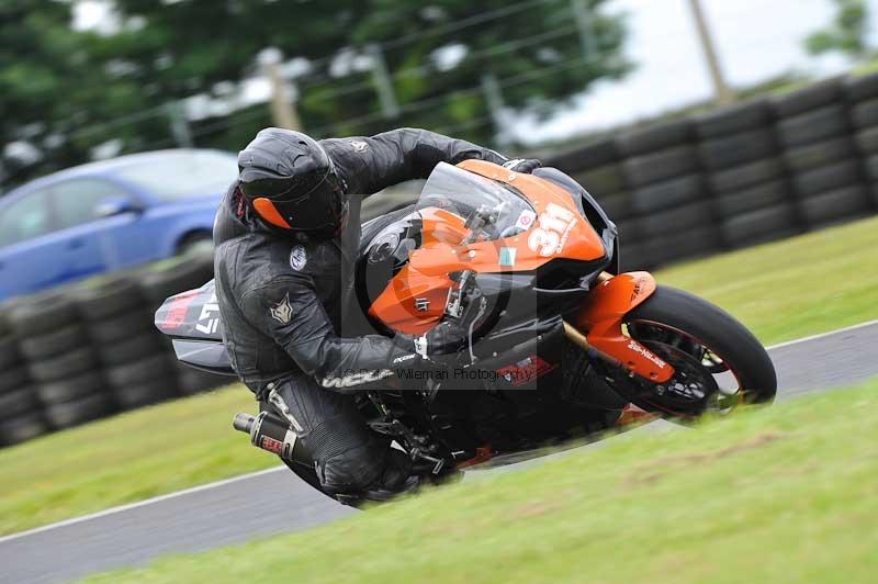 Motorcycle action photographs;Trackday digital images;cadwell;cadwell park photographs;event digital images;eventdigitalimages;motor racing louth lincolnshire;no limits trackdays;peter wileman photography;trackday;trackday photos