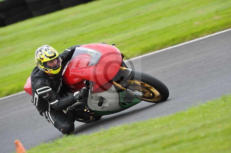 Motorcycle action photographs;Trackday digital images;cadwell;cadwell park photographs;event digital images;eventdigitalimages;motor racing louth lincolnshire;no limits trackdays;peter wileman photography;trackday;trackday photos