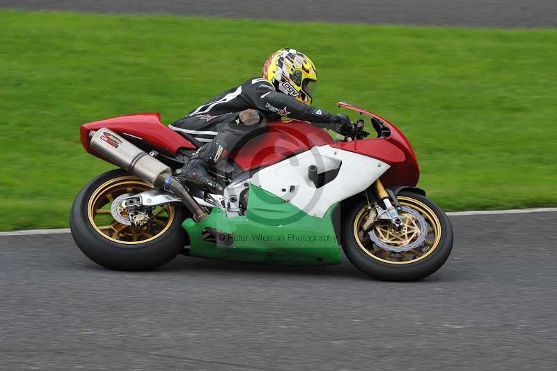 Motorcycle action photographs;Trackday digital images;cadwell;cadwell park photographs;event digital images;eventdigitalimages;motor racing louth lincolnshire;no limits trackdays;peter wileman photography;trackday;trackday photos