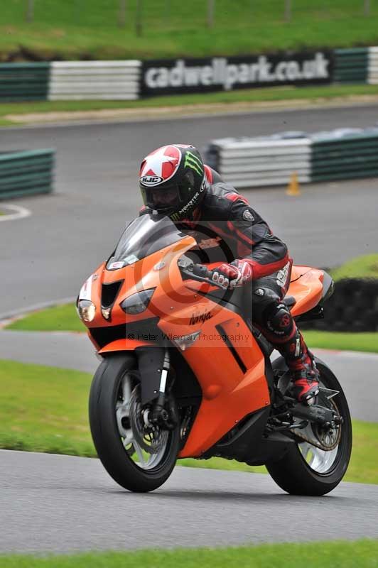 Motorcycle action photographs;Trackday digital images;cadwell;cadwell park photographs;event digital images;eventdigitalimages;motor racing louth lincolnshire;no limits trackdays;peter wileman photography;trackday;trackday photos