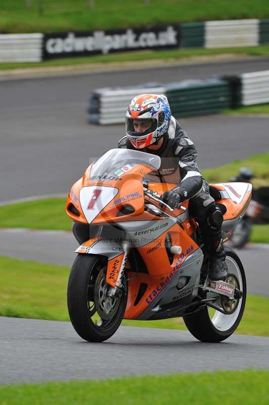 Motorcycle action photographs;Trackday digital images;cadwell;cadwell park photographs;event digital images;eventdigitalimages;motor racing louth lincolnshire;no limits trackdays;peter wileman photography;trackday;trackday photos