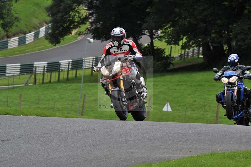 Motorcycle action photographs;Trackday digital images;cadwell;cadwell park photographs;event digital images;eventdigitalimages;motor racing louth lincolnshire;no limits trackdays;peter wileman photography;trackday;trackday photos