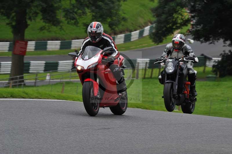 Motorcycle action photographs;Trackday digital images;cadwell;cadwell park photographs;event digital images;eventdigitalimages;motor racing louth lincolnshire;no limits trackdays;peter wileman photography;trackday;trackday photos