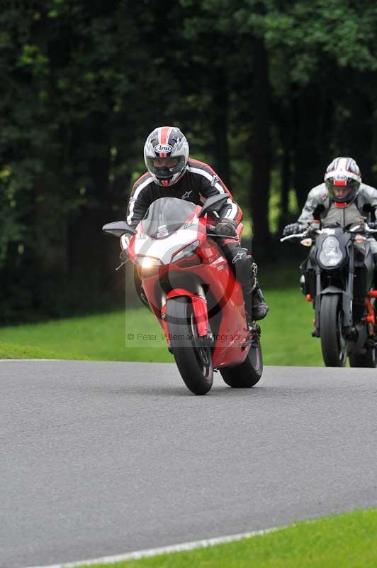 Motorcycle action photographs;Trackday digital images;cadwell;cadwell park photographs;event digital images;eventdigitalimages;motor racing louth lincolnshire;no limits trackdays;peter wileman photography;trackday;trackday photos