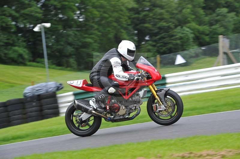 Motorcycle action photographs;Trackday digital images;cadwell;cadwell park photographs;event digital images;eventdigitalimages;motor racing louth lincolnshire;no limits trackdays;peter wileman photography;trackday;trackday photos