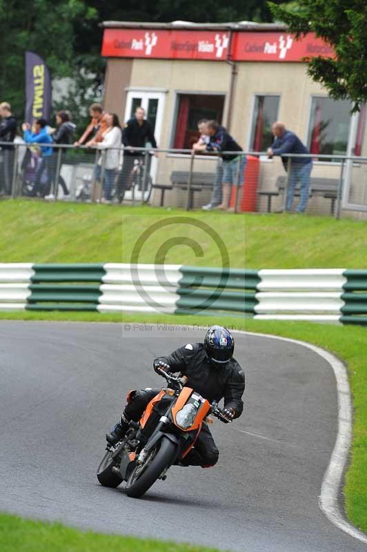 Motorcycle action photographs;Trackday digital images;cadwell;cadwell park photographs;event digital images;eventdigitalimages;motor racing louth lincolnshire;no limits trackdays;peter wileman photography;trackday;trackday photos