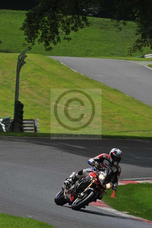 Motorcycle action photographs;Trackday digital images;cadwell;cadwell park photographs;event digital images;eventdigitalimages;motor racing louth lincolnshire;no limits trackdays;peter wileman photography;trackday;trackday photos