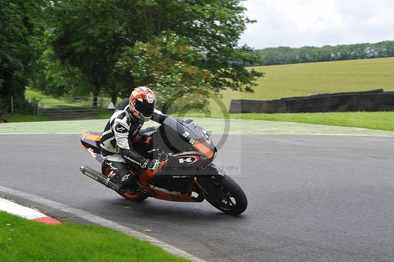 Motorcycle action photographs;Trackday digital images;cadwell;cadwell park photographs;event digital images;eventdigitalimages;motor racing louth lincolnshire;no limits trackdays;peter wileman photography;trackday;trackday photos