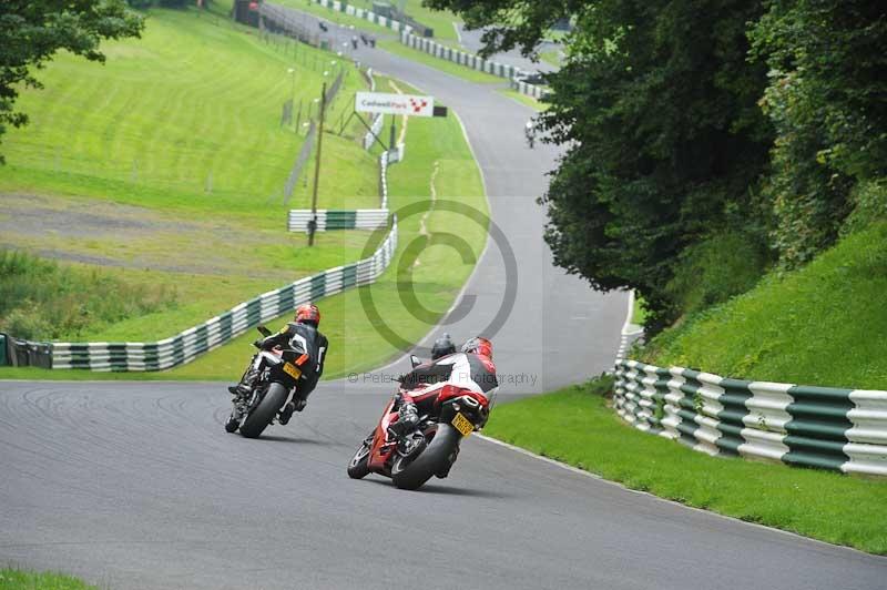 Motorcycle action photographs;Trackday digital images;cadwell;cadwell park photographs;event digital images;eventdigitalimages;motor racing louth lincolnshire;no limits trackdays;peter wileman photography;trackday;trackday photos