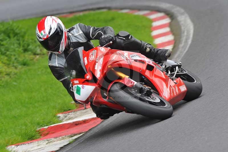 Motorcycle action photographs;Trackday digital images;cadwell;cadwell park photographs;event digital images;eventdigitalimages;motor racing louth lincolnshire;no limits trackdays;peter wileman photography;trackday;trackday photos