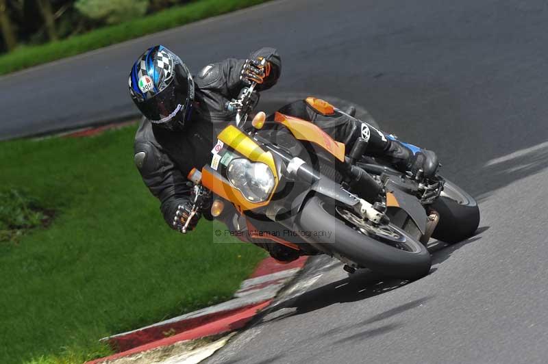 Motorcycle action photographs;Trackday digital images;cadwell;cadwell park photographs;event digital images;eventdigitalimages;motor racing louth lincolnshire;no limits trackdays;peter wileman photography;trackday;trackday photos