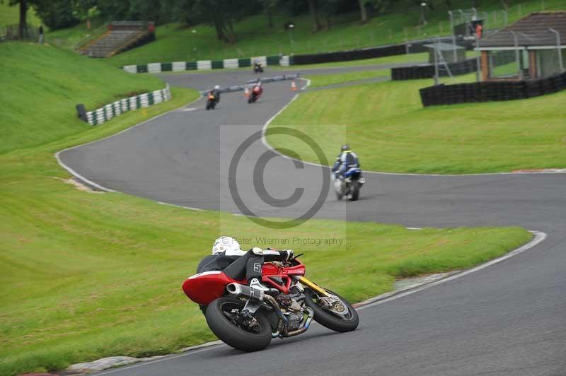 Motorcycle action photographs;Trackday digital images;cadwell;cadwell park photographs;event digital images;eventdigitalimages;motor racing louth lincolnshire;no limits trackdays;peter wileman photography;trackday;trackday photos