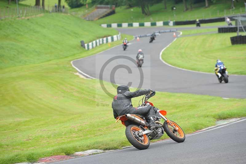 Motorcycle action photographs;Trackday digital images;cadwell;cadwell park photographs;event digital images;eventdigitalimages;motor racing louth lincolnshire;no limits trackdays;peter wileman photography;trackday;trackday photos