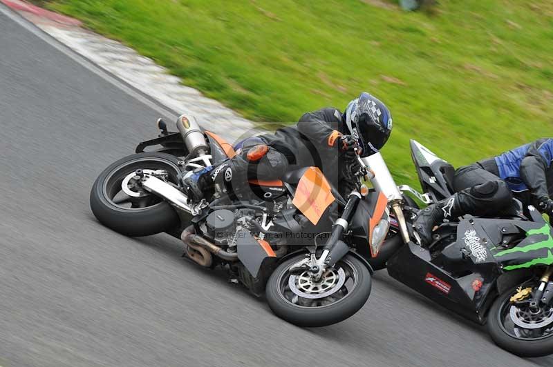 Motorcycle action photographs;Trackday digital images;cadwell;cadwell park photographs;event digital images;eventdigitalimages;motor racing louth lincolnshire;no limits trackdays;peter wileman photography;trackday;trackday photos