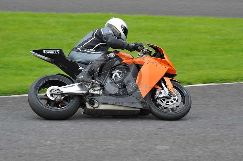 Motorcycle action photographs;Trackday digital images;cadwell;cadwell park photographs;event digital images;eventdigitalimages;motor racing louth lincolnshire;no limits trackdays;peter wileman photography;trackday;trackday photos