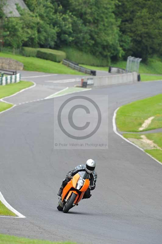 Motorcycle action photographs;Trackday digital images;cadwell;cadwell park photographs;event digital images;eventdigitalimages;motor racing louth lincolnshire;no limits trackdays;peter wileman photography;trackday;trackday photos