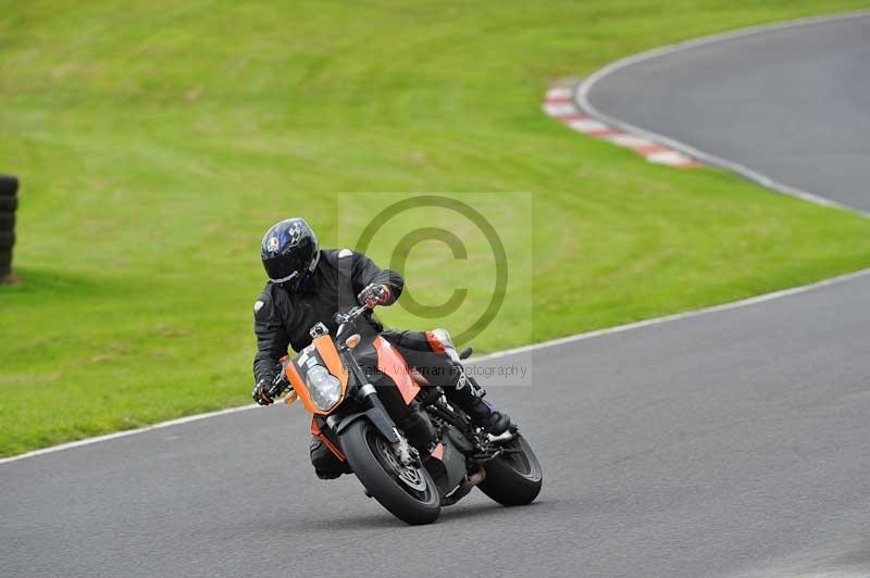 Motorcycle action photographs;Trackday digital images;cadwell;cadwell park photographs;event digital images;eventdigitalimages;motor racing louth lincolnshire;no limits trackdays;peter wileman photography;trackday;trackday photos