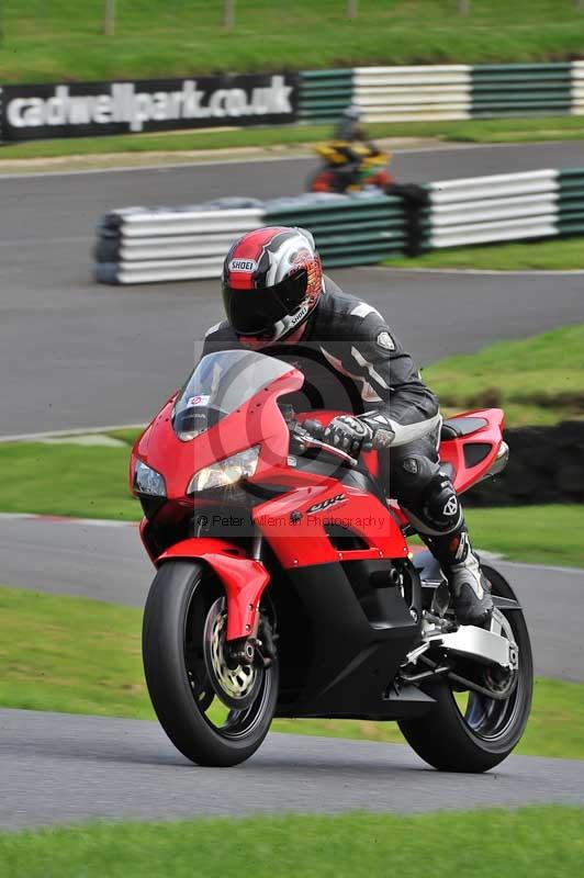 Motorcycle action photographs;Trackday digital images;cadwell;cadwell park photographs;event digital images;eventdigitalimages;motor racing louth lincolnshire;no limits trackdays;peter wileman photography;trackday;trackday photos