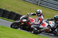 Motorcycle-action-photographs;Trackday-digital-images;cadwell;cadwell-park-photographs;event-digital-images;eventdigitalimages;motor-racing-louth-lincolnshire;no-limits-trackdays;peter-wileman-photography;trackday;trackday-photos