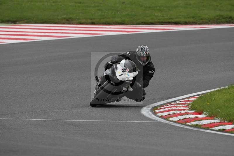 Motorcycle action photographs;Trackday digital images;brands;brands hatch photographs;event digital images;eventdigitalimages;motor racing london;no limits trackday;peter wileman photography;trackday;trackday photos