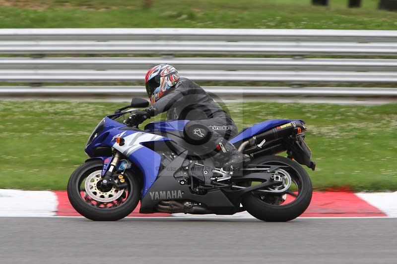 Motorcycle action photographs;Trackday digital images;brands;brands hatch photographs;event digital images;eventdigitalimages;motor racing london;no limits trackday;peter wileman photography;trackday;trackday photos