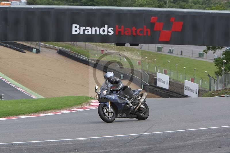 Motorcycle action photographs;Trackday digital images;brands;brands hatch photographs;event digital images;eventdigitalimages;motor racing london;no limits trackday;peter wileman photography;trackday;trackday photos