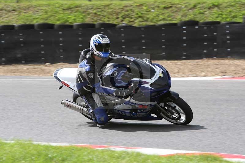 Motorcycle action photographs;Trackday digital images;brands;brands hatch photographs;event digital images;eventdigitalimages;motor racing london;no limits trackday;peter wileman photography;trackday;trackday photos