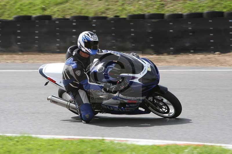 Motorcycle action photographs;Trackday digital images;brands;brands hatch photographs;event digital images;eventdigitalimages;motor racing london;no limits trackday;peter wileman photography;trackday;trackday photos