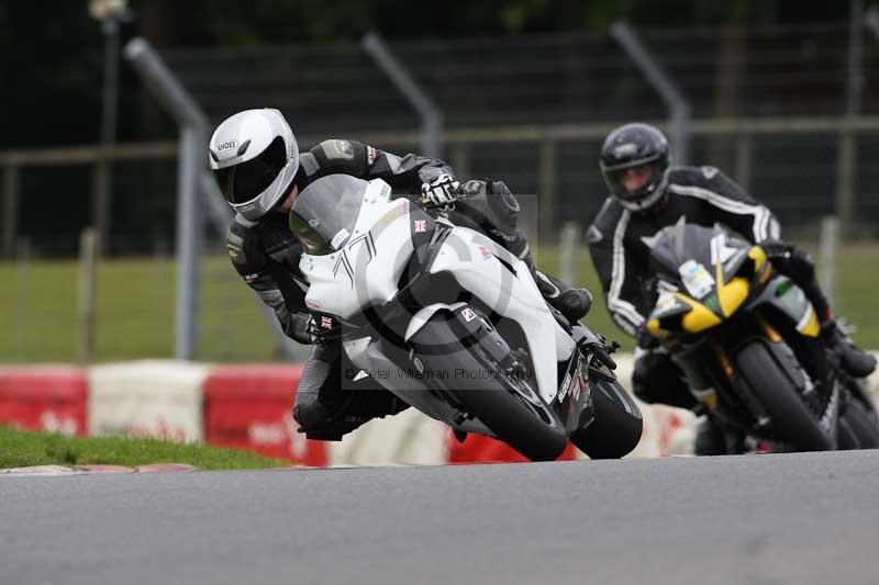 Motorcycle action photographs;Trackday digital images;brands;brands hatch photographs;event digital images;eventdigitalimages;motor racing london;no limits trackday;peter wileman photography;trackday;trackday photos