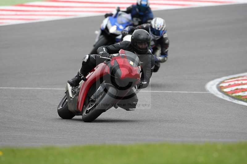 Motorcycle action photographs;Trackday digital images;brands;brands hatch photographs;event digital images;eventdigitalimages;motor racing london;no limits trackday;peter wileman photography;trackday;trackday photos