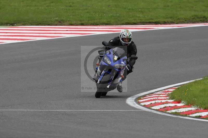 Motorcycle action photographs;Trackday digital images;brands;brands hatch photographs;event digital images;eventdigitalimages;motor racing london;no limits trackday;peter wileman photography;trackday;trackday photos