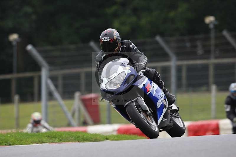 Motorcycle action photographs;Trackday digital images;brands;brands hatch photographs;event digital images;eventdigitalimages;motor racing london;no limits trackday;peter wileman photography;trackday;trackday photos