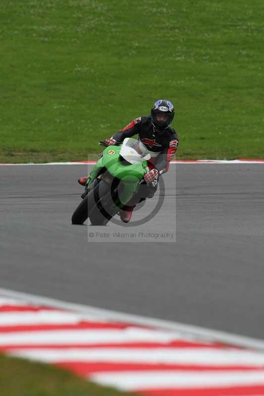 Motorcycle action photographs;Trackday digital images;brands;brands hatch photographs;event digital images;eventdigitalimages;motor racing london;no limits trackday;peter wileman photography;trackday;trackday photos