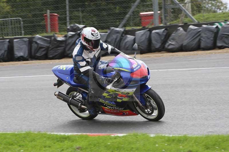 Motorcycle action photographs;Trackday digital images;brands;brands hatch photographs;event digital images;eventdigitalimages;motor racing london;no limits trackday;peter wileman photography;trackday;trackday photos