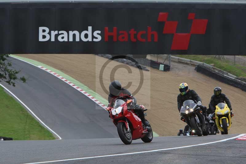 Motorcycle action photographs;Trackday digital images;brands;brands hatch photographs;event digital images;eventdigitalimages;motor racing london;no limits trackday;peter wileman photography;trackday;trackday photos