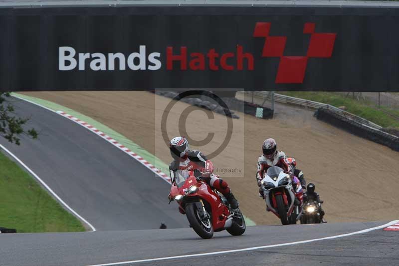 Motorcycle action photographs;Trackday digital images;brands;brands hatch photographs;event digital images;eventdigitalimages;motor racing london;no limits trackday;peter wileman photography;trackday;trackday photos