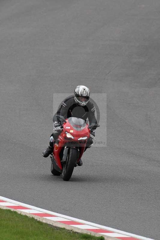 Motorcycle action photographs;Trackday digital images;brands;brands hatch photographs;event digital images;eventdigitalimages;motor racing london;no limits trackday;peter wileman photography;trackday;trackday photos