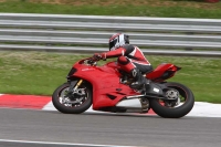 Motorcycle-action-photographs;Trackday-digital-images;brands;brands-hatch-photographs;event-digital-images;eventdigitalimages;motor-racing-london;no-limits-trackday;peter-wileman-photography;trackday;trackday-photos