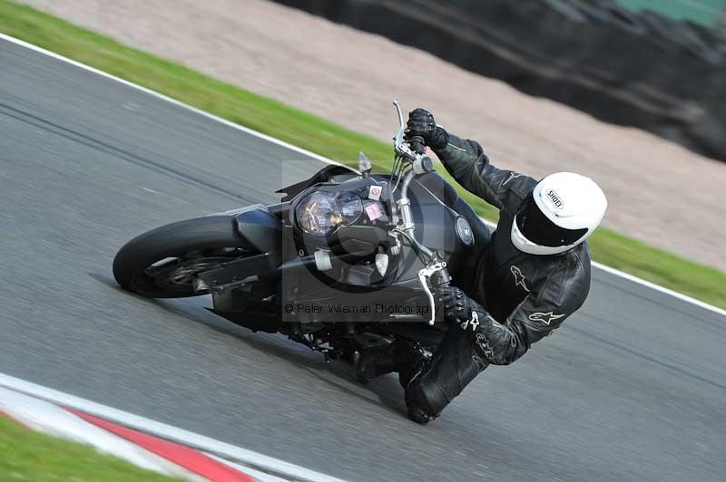 Motorcycle action photographs;Trackday digital images;event digital images;eventdigitalimages;no limits trackday;oulton park;oulton park circuit cheshire;oulton park photographs;peter wileman photography;trackday;trackday photos