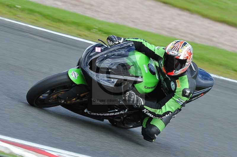 Motorcycle action photographs;Trackday digital images;event digital images;eventdigitalimages;no limits trackday;oulton park;oulton park circuit cheshire;oulton park photographs;peter wileman photography;trackday;trackday photos