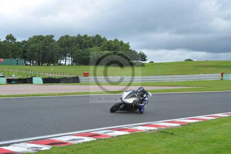 Motorcycle action photographs;Trackday digital images;event digital images;eventdigitalimages;no limits trackday;oulton park;oulton park circuit cheshire;oulton park photographs;peter wileman photography;trackday;trackday photos