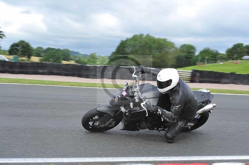 Motorcycle action photographs;Trackday digital images;event digital images;eventdigitalimages;no limits trackday;oulton park;oulton park circuit cheshire;oulton park photographs;peter wileman photography;trackday;trackday photos