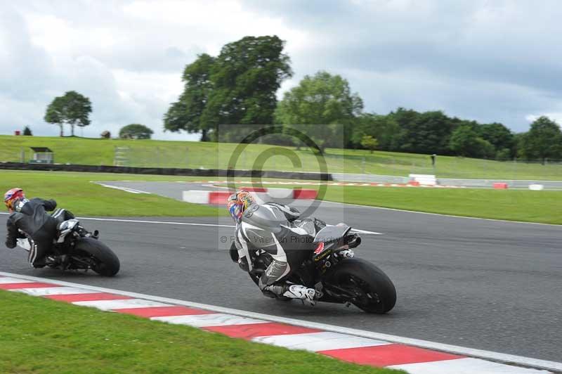 Motorcycle action photographs;Trackday digital images;event digital images;eventdigitalimages;no limits trackday;oulton park;oulton park circuit cheshire;oulton park photographs;peter wileman photography;trackday;trackday photos